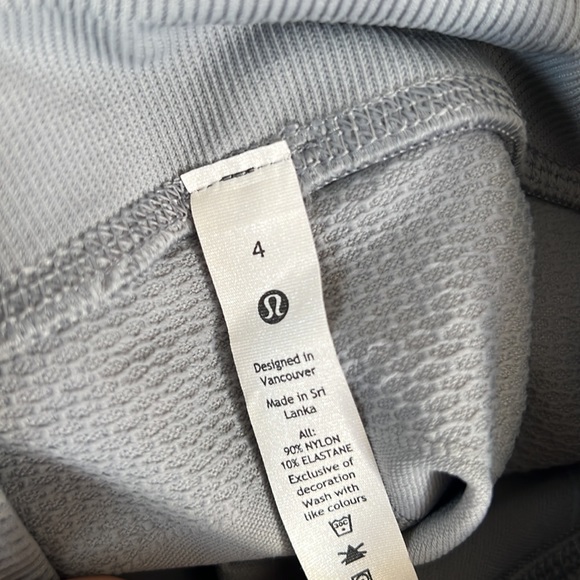 Lululemon for the chill of it short - Picture 4 of 4